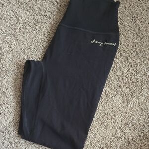 Whitney Summons GymShark Leggings